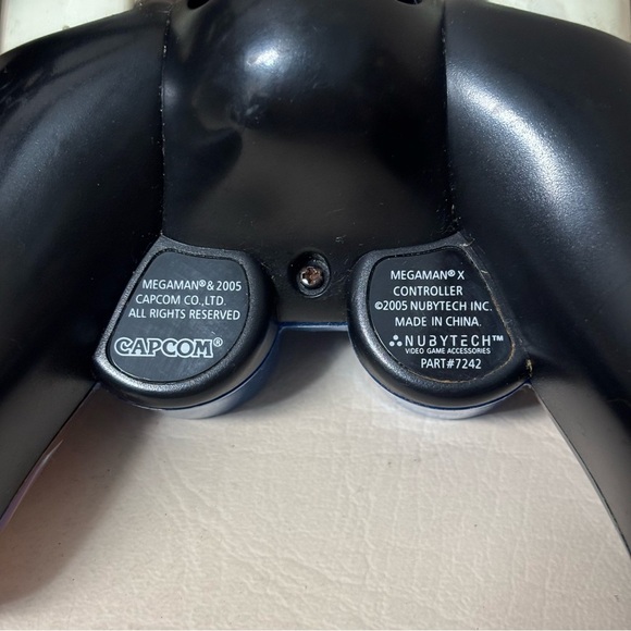 Mega Man X Limited Edition GameCube Controller Great TESTED WORKING) - Picture 5 of 5